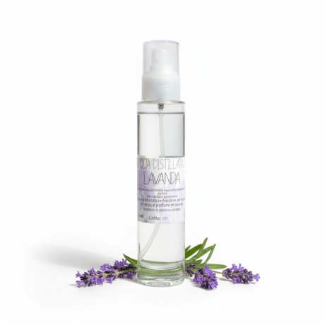 Acqua distillata di lavanda