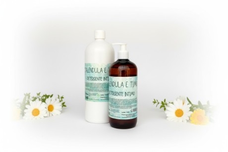 Detergente intimo, con calendula, tea tree oil e timo